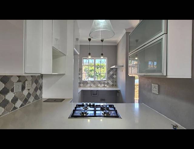 2 BEDROOM TOWNHOUSE FOR SALE IN NEW REDRUTH